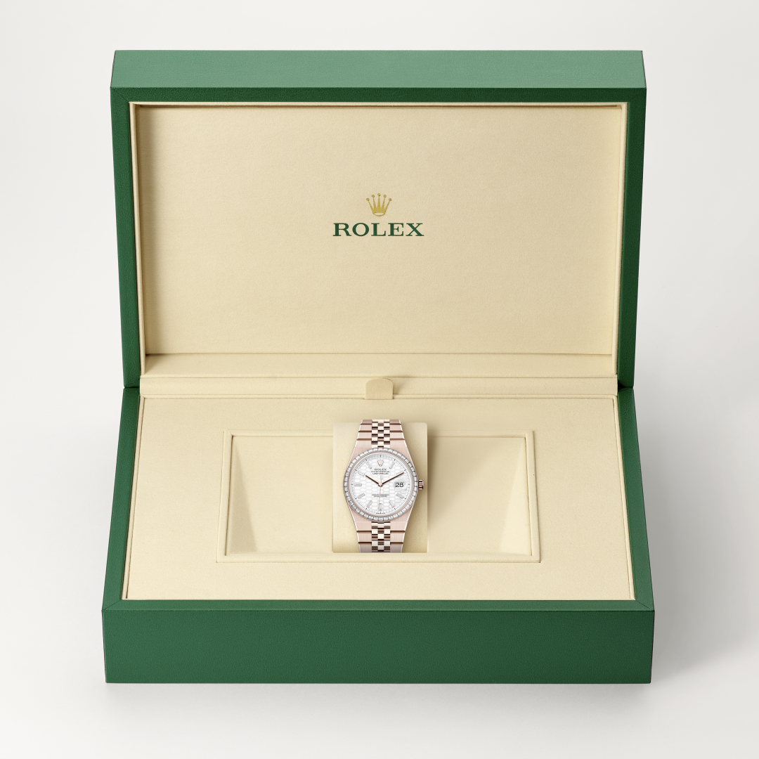 Rolex Land-Dweller 36, 18 Karat Everose-Gold, M127285TBR-0002 – Goldschmiede Hofacker – Detailansicht 9