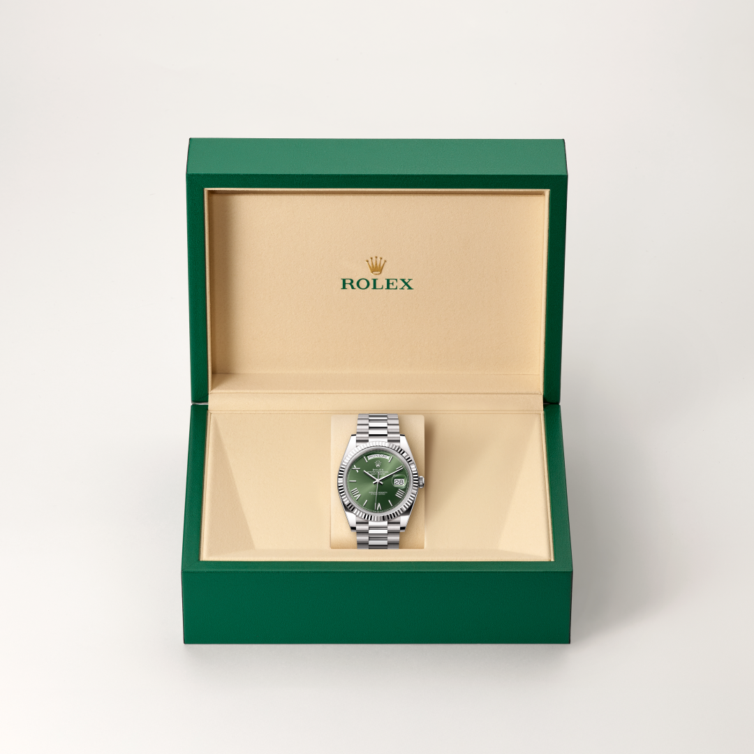Rolex Day-Date 40, 18 Karat Weißgold, M228239-0033 – Goldschmiede Hofacker – Detailansicht 9