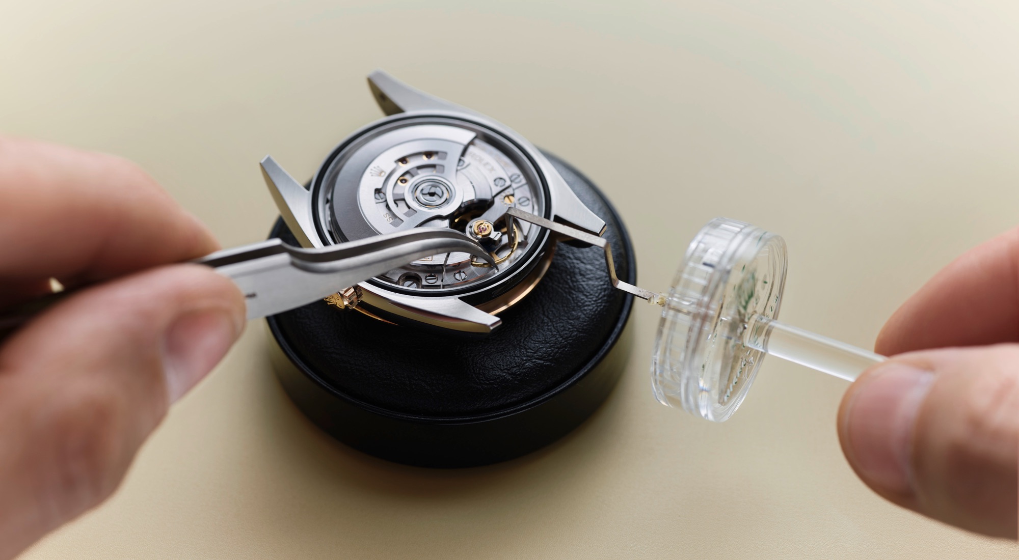 Das Rolex Wartungsverfahren – Goldschmiede Hofacker – Rolex Service