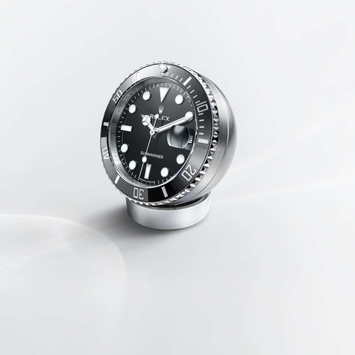 Rolex Submariner Date Tischuhr, Edelstahl, C909010LN-0001 – Goldschmiede Hofacker – Detailansicht 4
